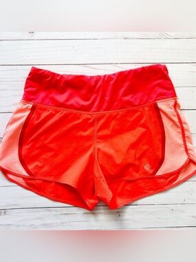 Women’s Athleta Shorts (size small)
